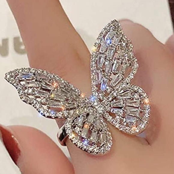 Jewelry - CZ Butterfly Ring